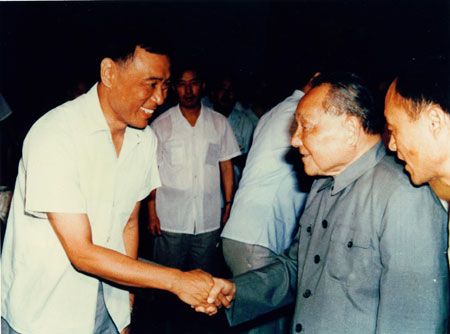 邓小平接见王小谟