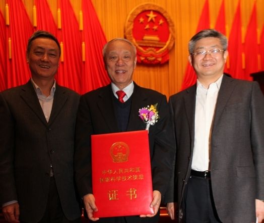 熊群力樊友山祝贺王小谟院士获得2012年...